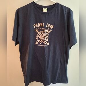 RARE Pearl Jam concert t-shirt